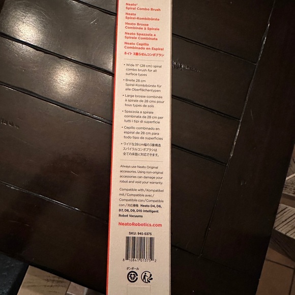 Neato robot vac brush - Picture 2 of 7